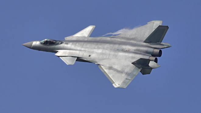 殲35與殲20，兩款先進戰機的區別，殲35與殲20，兩款先進戰機對比解析