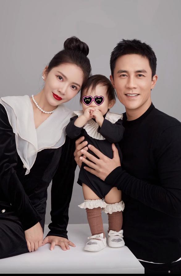 杜淳老婆王燦的年齡及更多細(xì)節(jié)揭秘,杜淳妻子王燦年齡及其他細(xì)節(jié)曝光