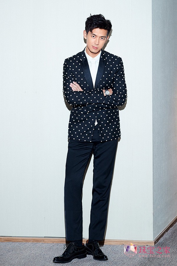 李現個人資料簡介身高，揭開熒幕背后的真實面貌，李現真實面貌揭秘，個人資料簡介與身高全解析