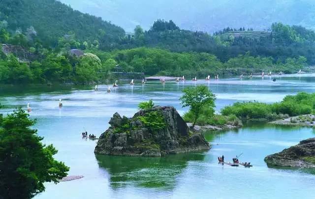 春季旅游最佳去處,探索美麗的自然與人文景觀,春季旅游必去之地,自然與人文景觀的絕美探索