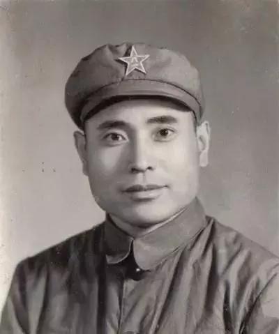 揭秘劉伯溫一肖中持期期誰——?dú)v史謎團(tuán)解析,劉伯溫一肖中持期期誰揭秘,歷史謎團(tuán)深度解析