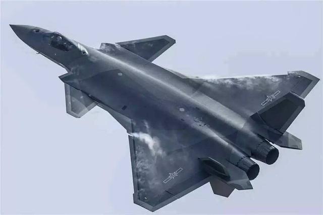 殲-20與F-22空中霸主之爭，性能對比與未來展望，殲-20與F-22空中霸主之爭，性能對比及未來展望