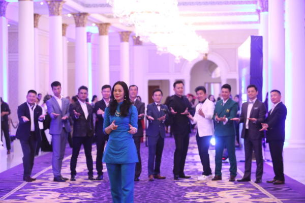 六肖期期中特一王中王，揭秘生肖運勢與成功秘訣，揭秘生肖運勢與成功秘訣，六肖期期中特一王中王的秘密探尋