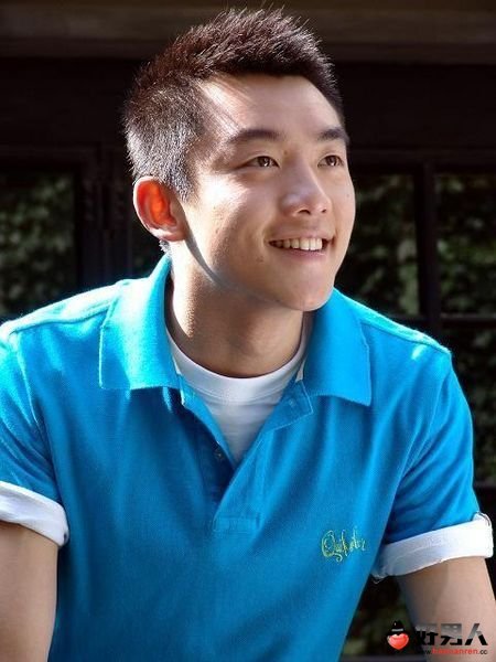 演員鄭愷個人資料簡介及家世背景深度解析，鄭愷個人資料簡介及家世背景深度揭秘